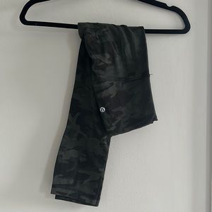 Lululemon align cropped leggings